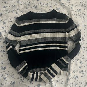 Forever 21 Cropped Stripped Long Sleeve